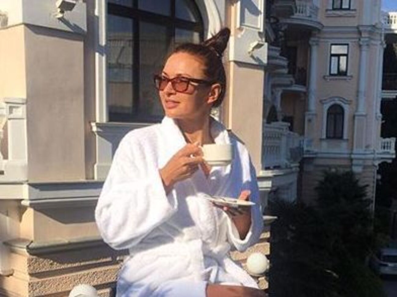 Бледанс занимается спортом под наблюдением Тарзана