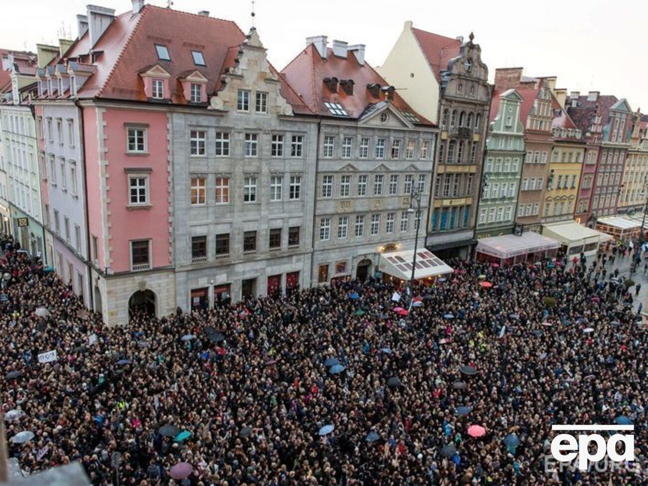 Власти Польши отреагировали на&nbsp;протесты против закона о запрете абортов