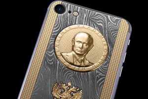 Стоимость iPhone 7 c барельефом Путина составит около $3,5 тыс.
