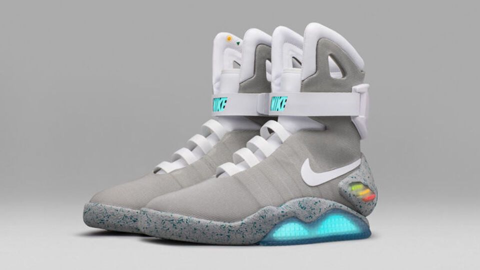 Nike выпустила 89 пар самошнурующихся кроссовок