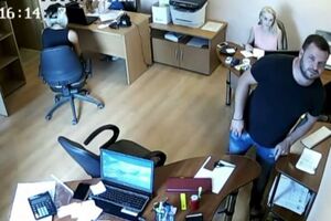 Хакеры заявили, что транслировали в Крыму гимн Украины через камеры с возможностью двухсторонней аудиосвязи