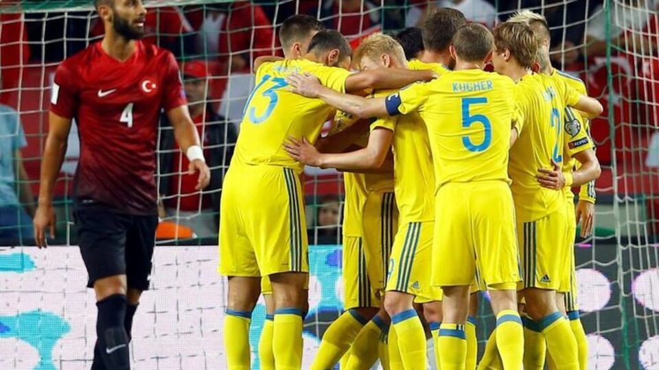 Сборная Украины сыграла вничью с турками на выезде