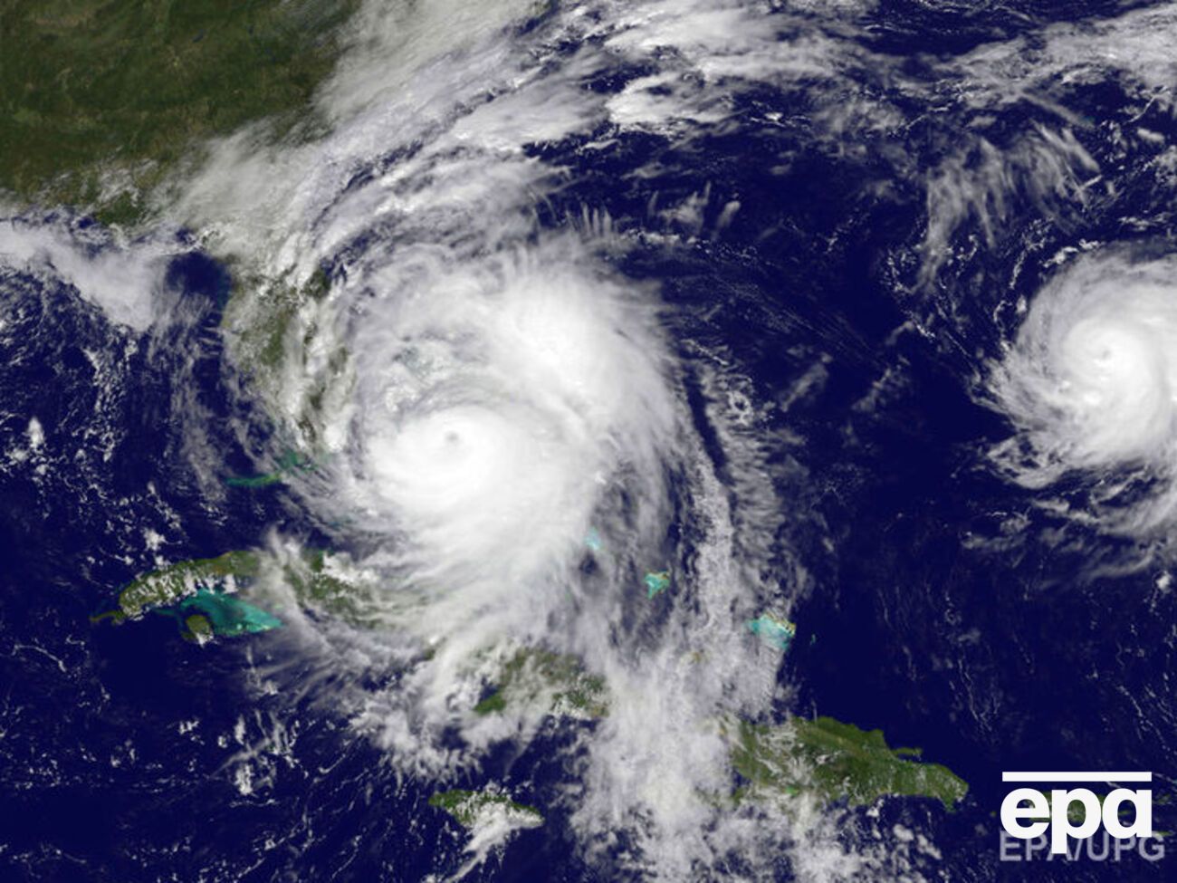 "Мэтью" может стать самым сильным штормом на юге США за последние 118 лет