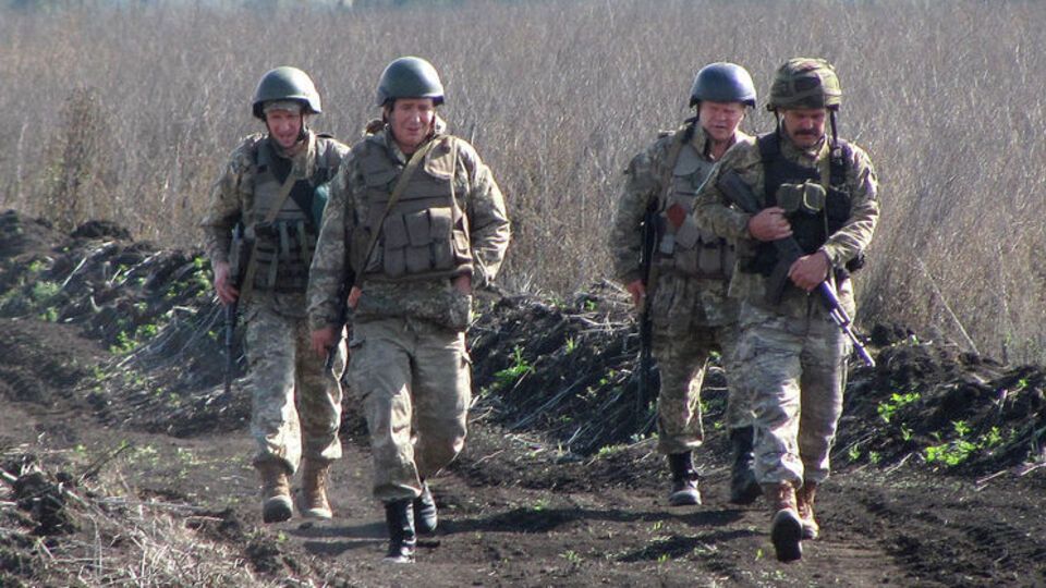 В случае нарушений войска вернутся на передовые позиции, заверили в Минобороны