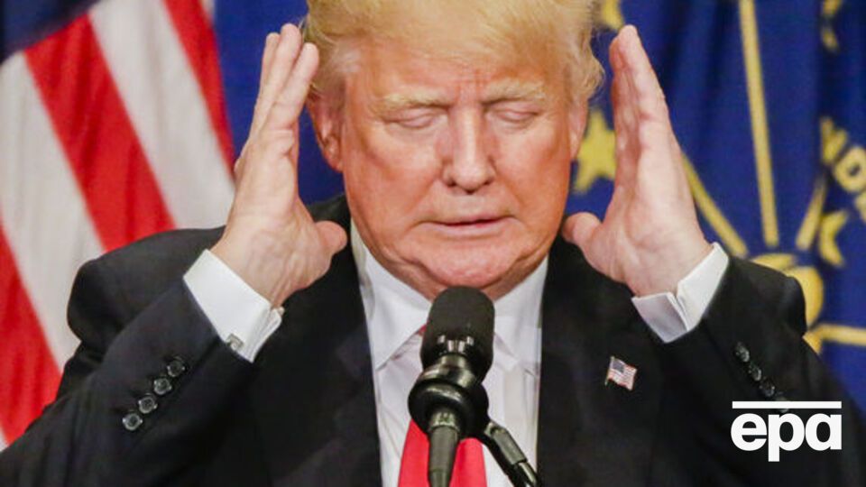 Республиканцы обсуждают возможность снятия Трампа с выборов