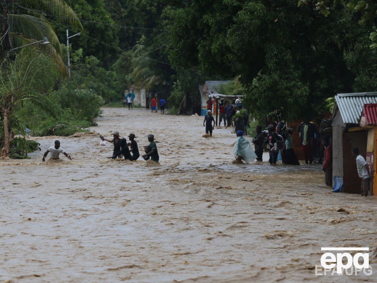 Из-за вызванных ураганом "Мэтью" наводнений на Гаити вспыхнула холера