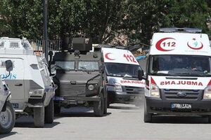 Пятеро жандармов ранены при взрыве