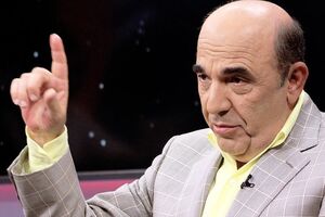 Рабинович задекларировал знаки для товаров и услуг "Рабинович ФМ" и "Рабинович ТВ"