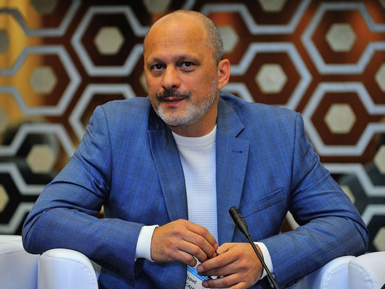 Аласания:&nbsp;Я считаю, надо вовремя подать сигнал. Этот сигнал &ndash;&nbsp;довольно громкий