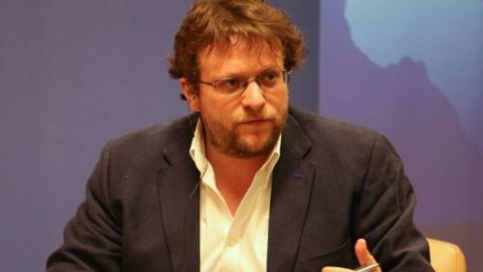 Померанцев: Кто хочет слышать факты? А к черту те факты. Это такое счастье! Фактически бессмертие