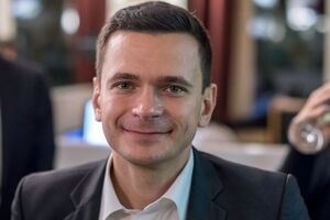 Яшин: Российские власти знают прекрасно только проигравшую на выборах президента Хиллари Клинтон