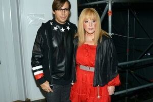 Охрана дома Галкина и Пугачевой заметила подозрительную женщину у их дома