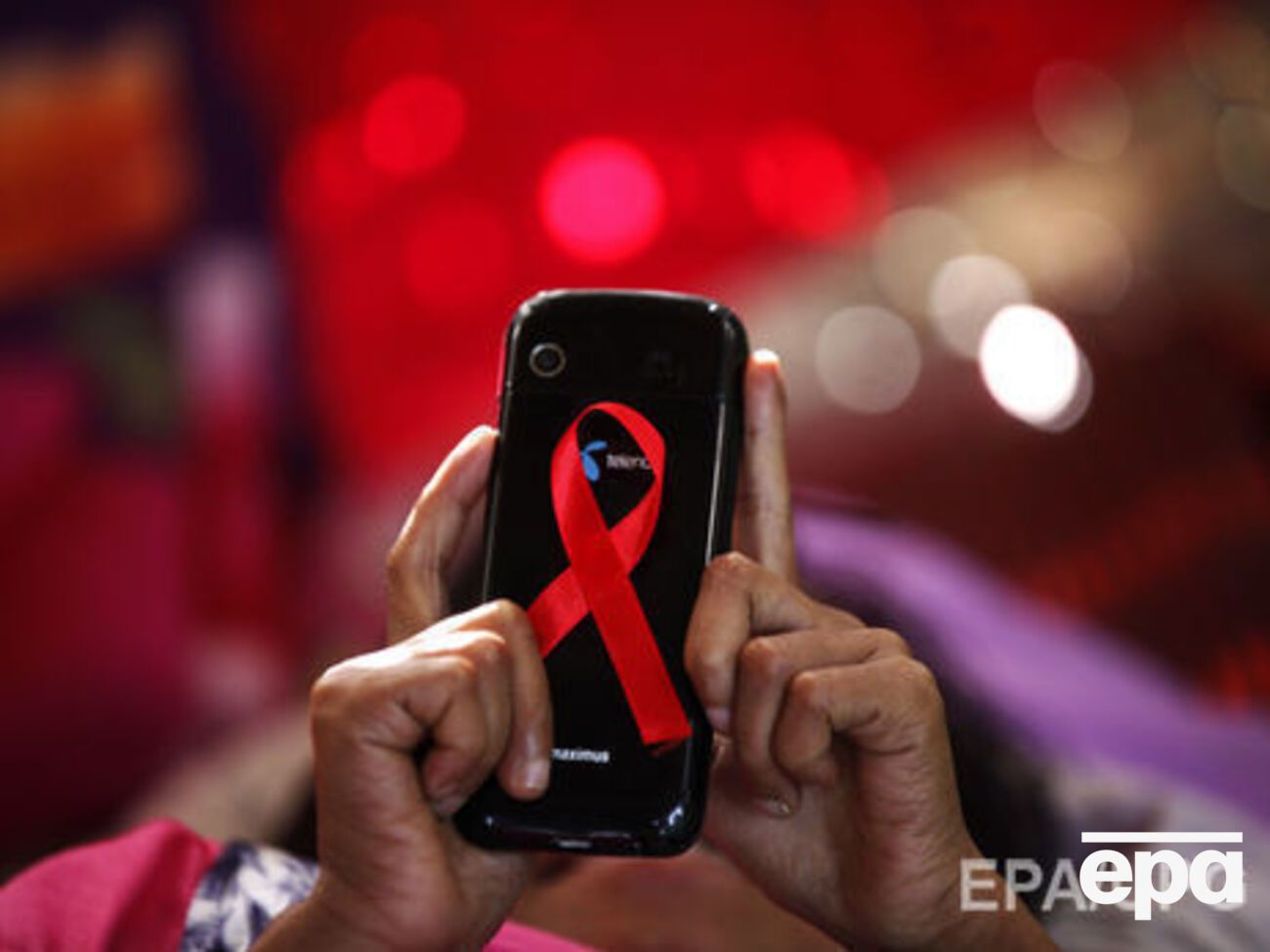 В 10 регионах РФ критическая ситуация с ВИЧ