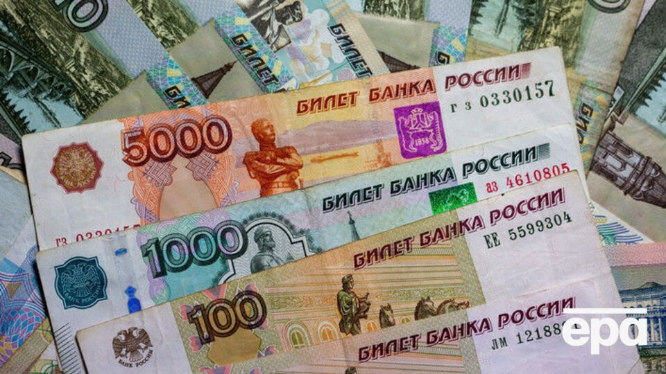 Сломанный банкомат выдал мужчине 500 тыс. рублей
