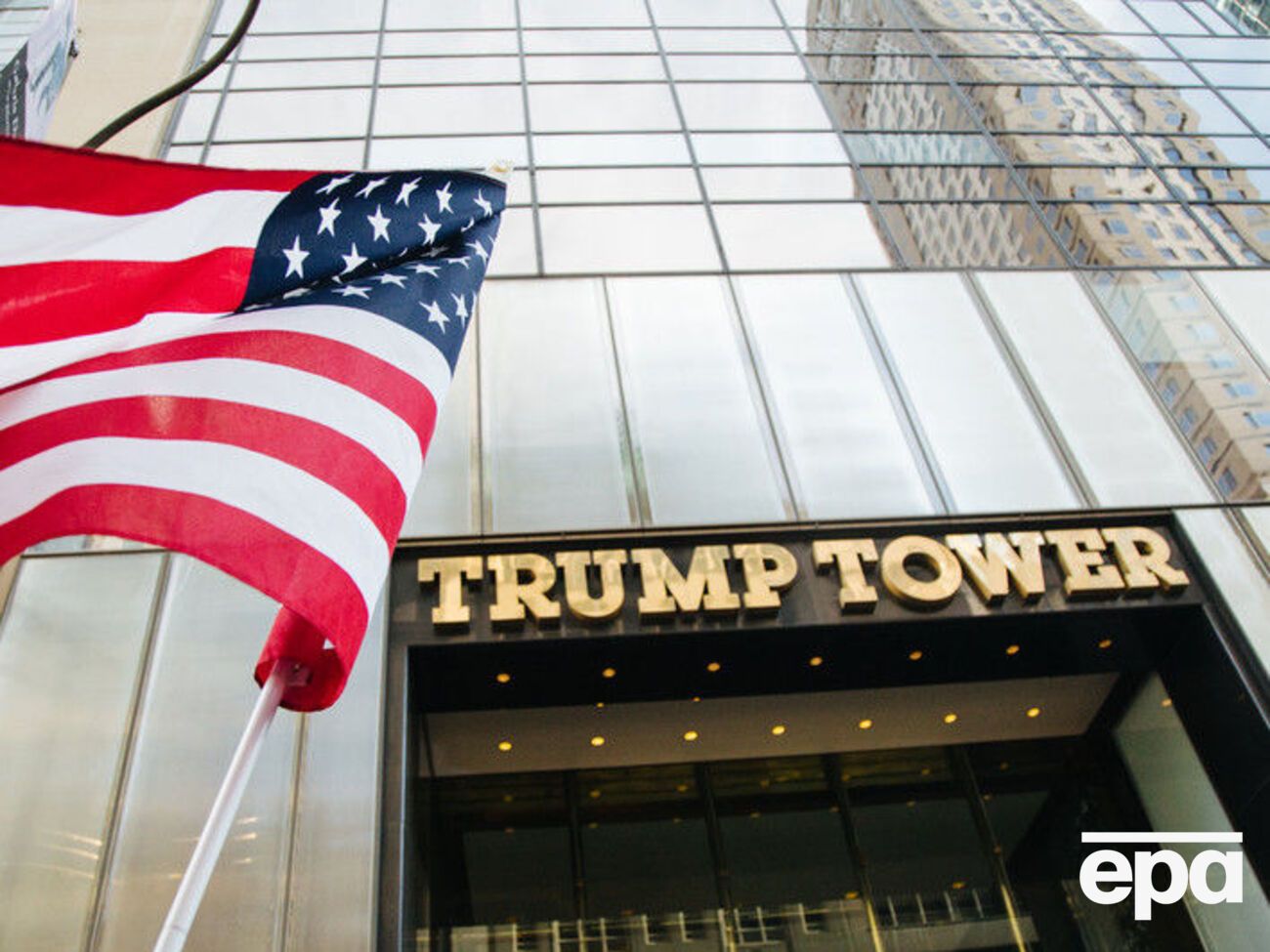 Трамп вместе со своей семьей живет в небоскребе Trump Tower на Манхэттене