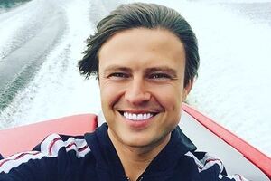 Шаляпин: Сегодня с Азизой в гостях у Андрея Малахова. Тему программы раскрыть не могу