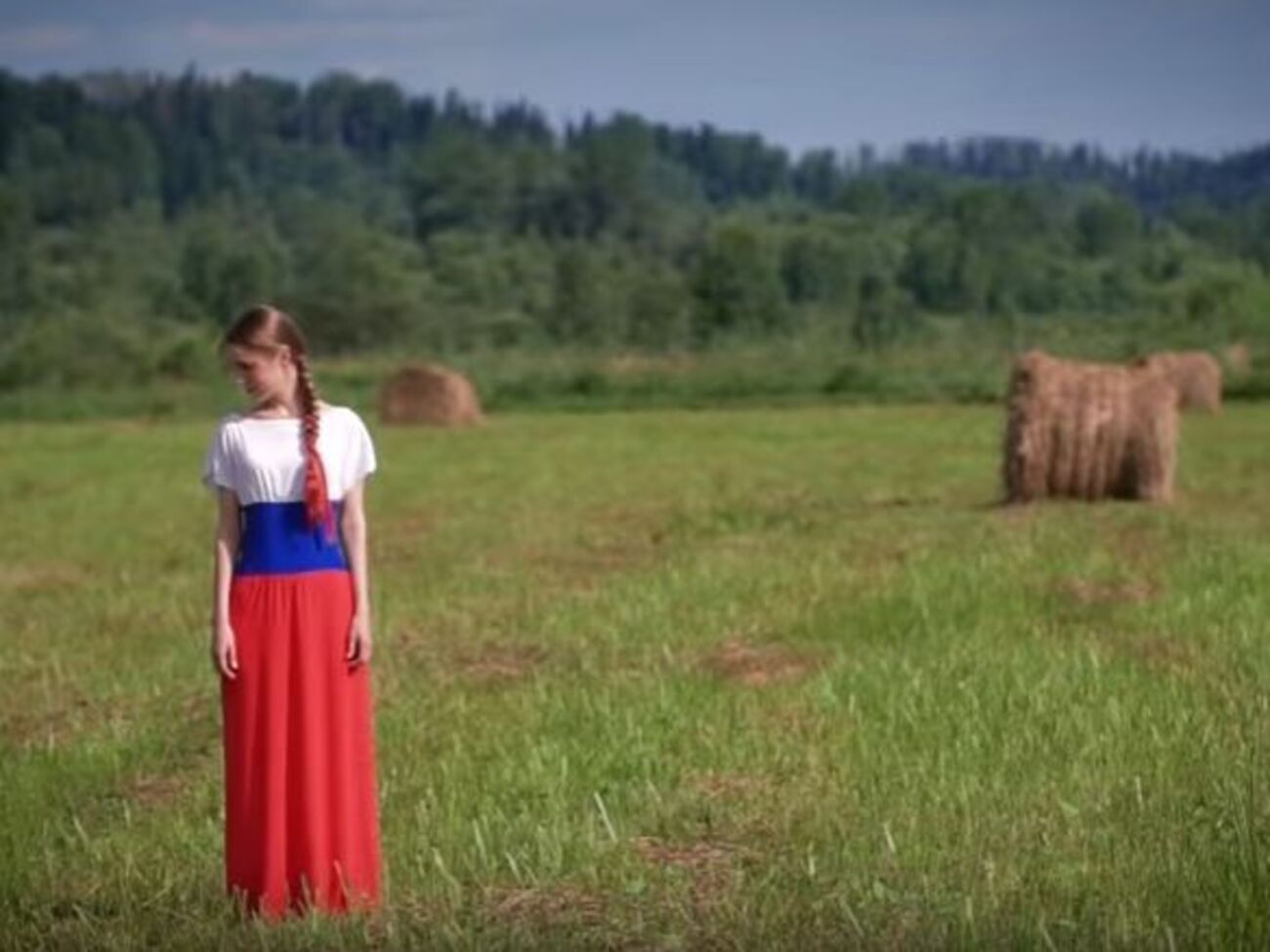 Певица из РФ Машани записала песню о Путине