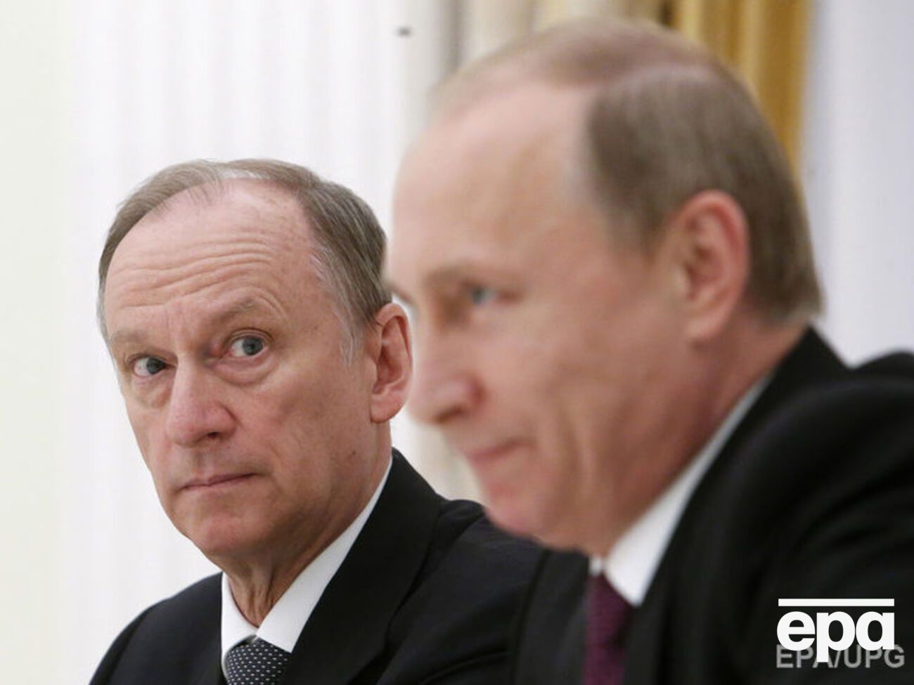 Патрушев (слева), по данным The Guardian, извинился за попытку госпереворота в Черногории, к которой причастны россияне