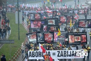 Десятки тысяч человек митинговали сегодня в Варшаве
