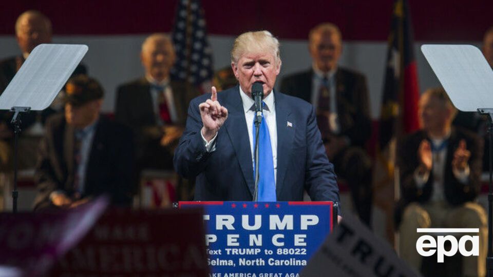 Трамп (на фото) рассказал, что получил "прекрасное" письмо от Путина