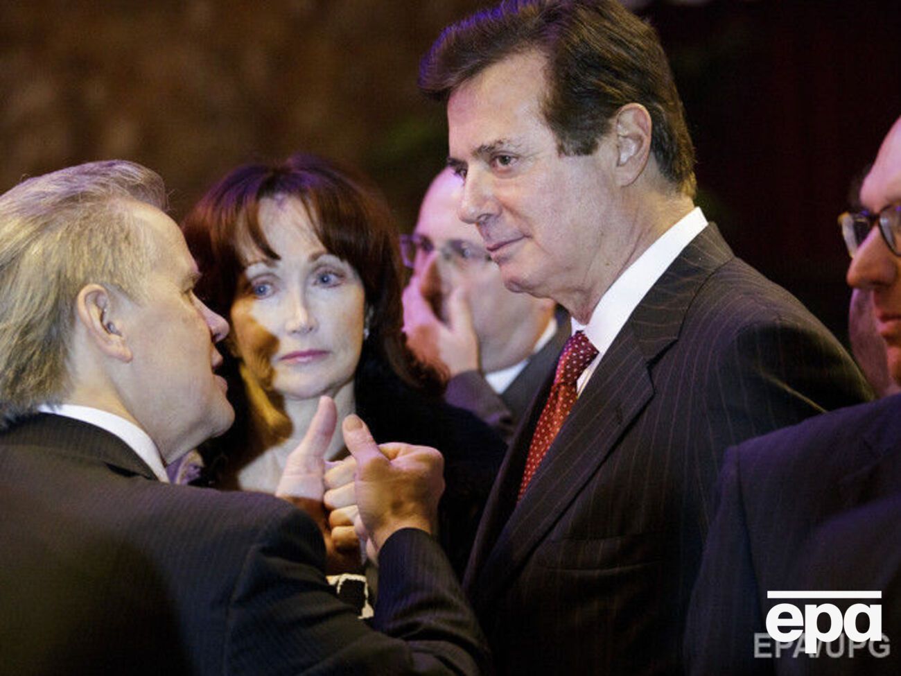 "ЗН":&nbsp;Провал эпизода по Манафорту, например "из-за недостатка доказательств", может дискредитировать дело "черной бухгалтерии" в целом