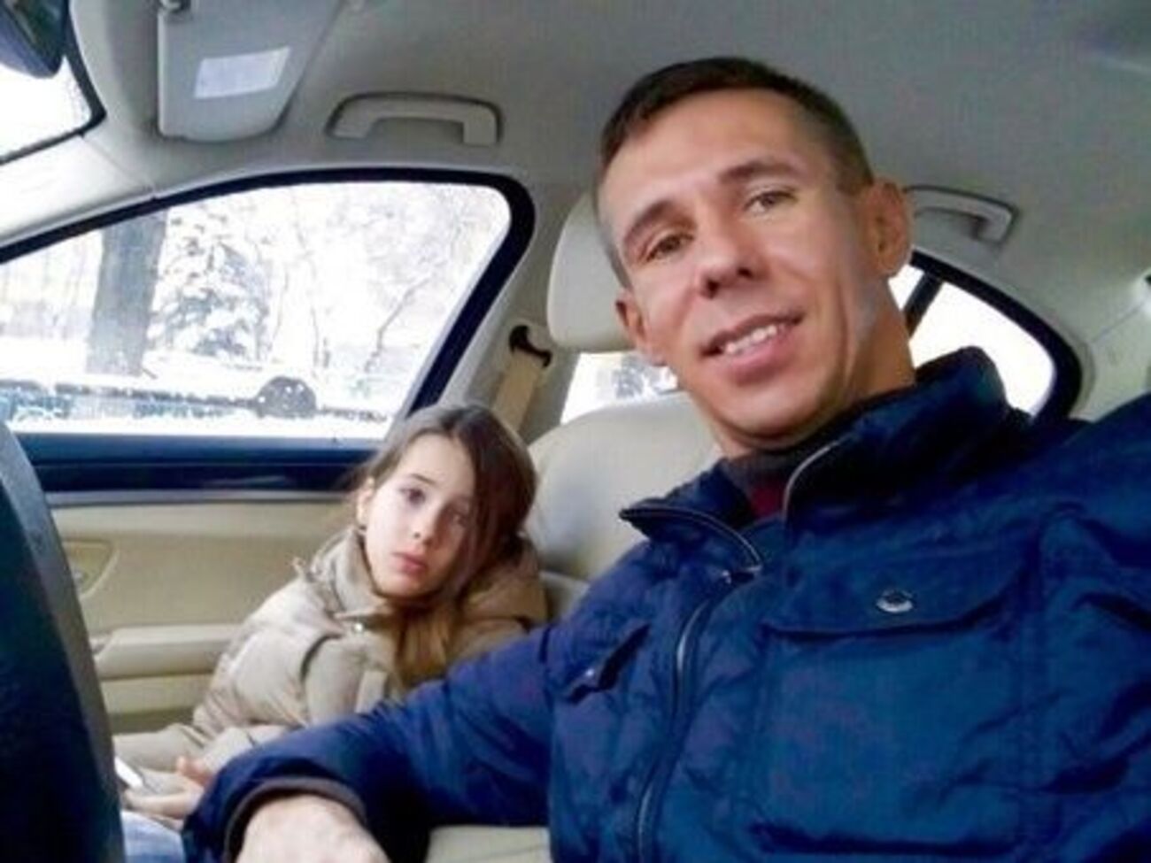 Ребенок живет с отцом, хотя по решению суда девочка должна быть с матерью