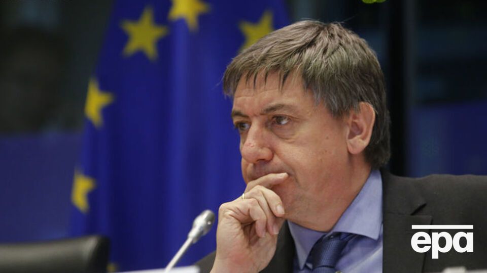 Ямбон прогнозирует два варианта развития событий