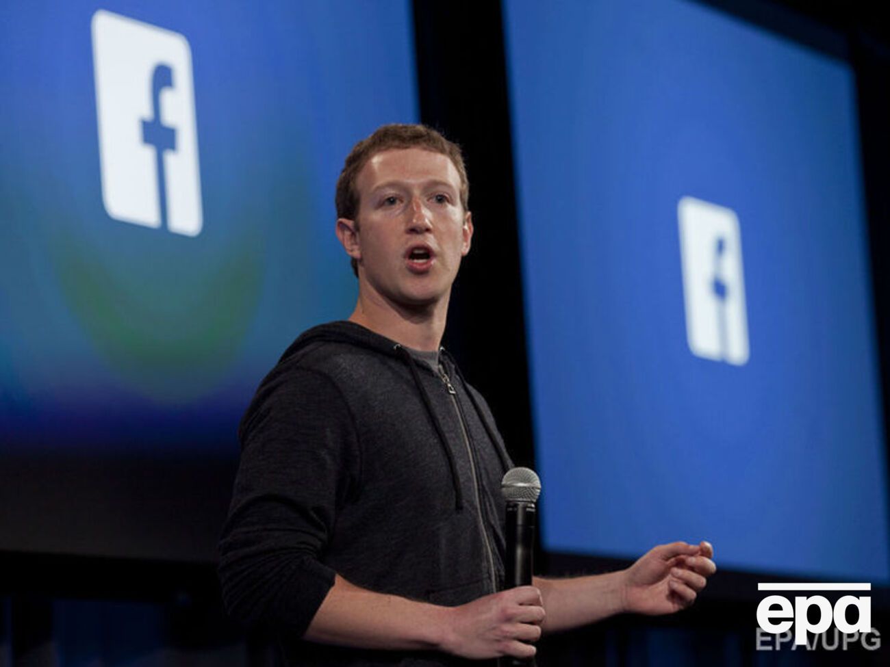 Цукерберг: Мы против любого вранья в Facebook