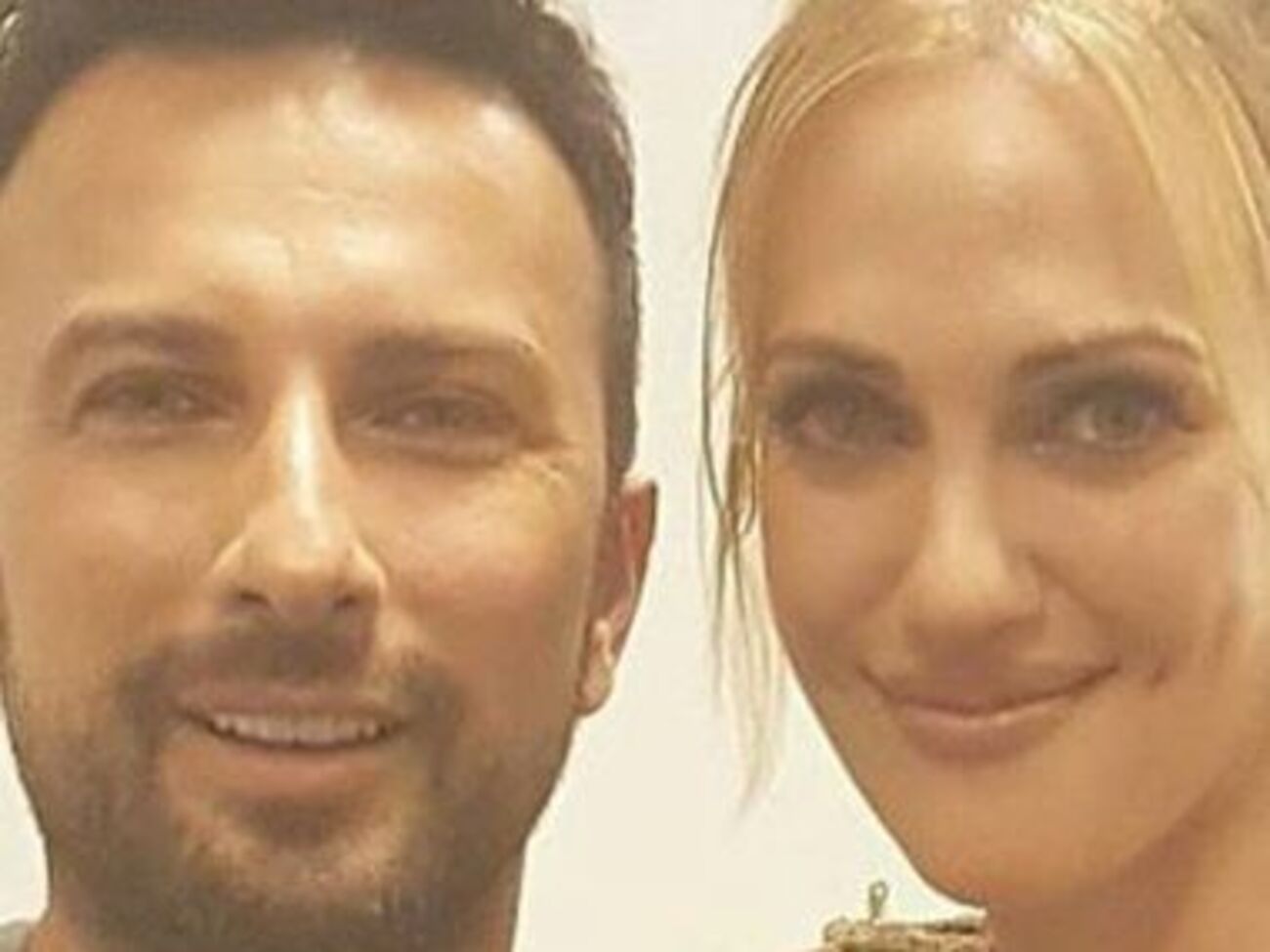 Таркан поделился снимком с Узерли