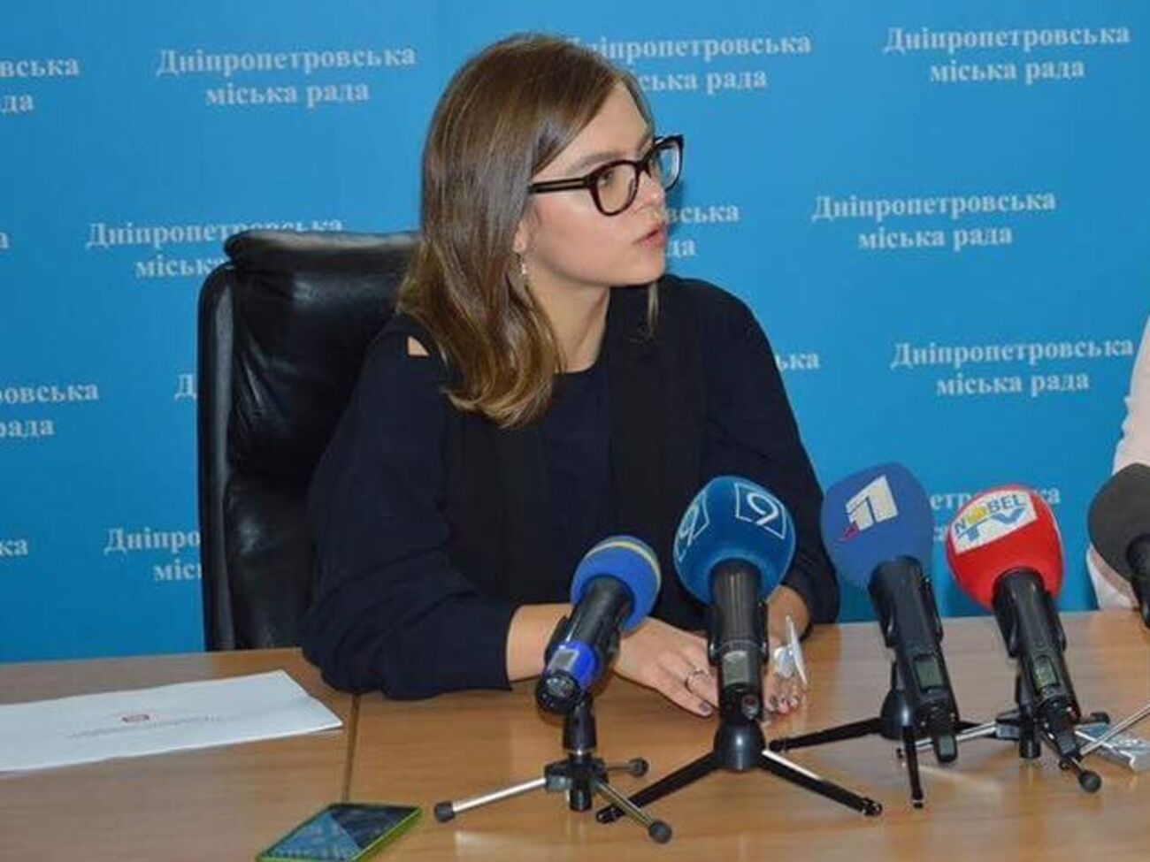 Супруг Деевой сказал, что скандальные фото – микс настоящих и фейковых снимков