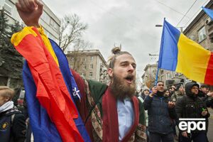 Массовый митинг продолжается в Кишиневе