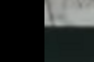 Полицейская машина, по которой стреляли подростки