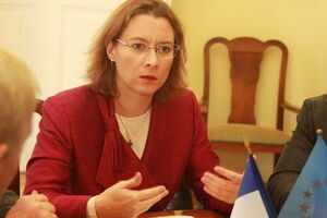 Дюмон спрогнозировала возможность проведения выборов на Донбассе
