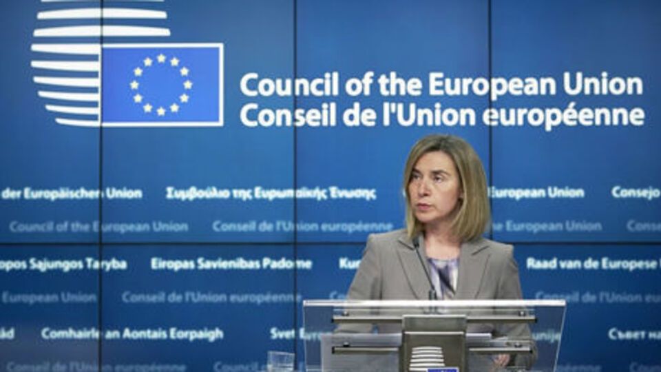 Федерика Могерини считает приоритетом введение безвизового режима ЕС с Украиной и Грузией