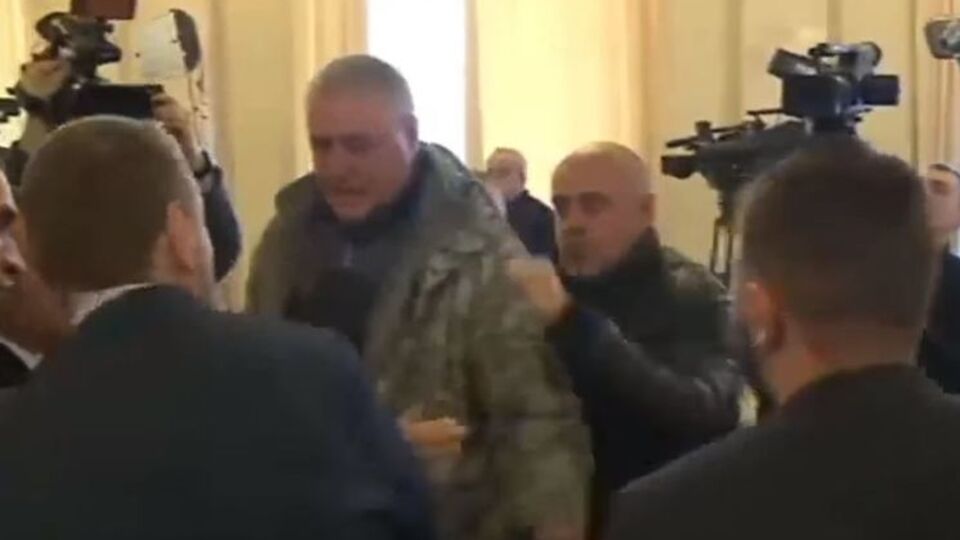 В Раде произошла очередная потасовка с участием радикалов