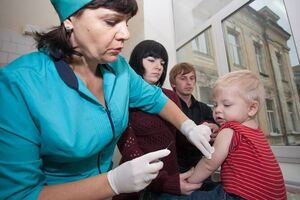 В Минздраве советуют проводить вакцинацию только в медучреждениях