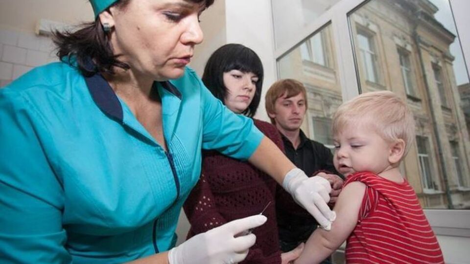В Минздраве советуют проводить вакцинацию только в медучреждениях