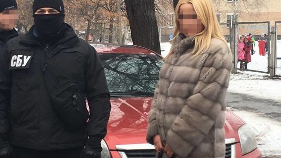 СБУ задержала за взятку капитана полиции