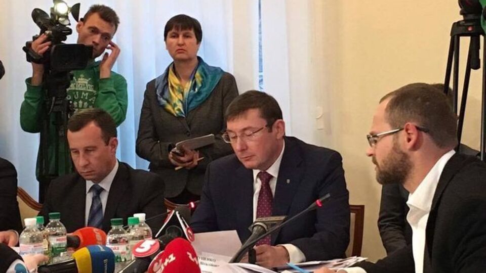 Луценко: Новинский может писать письма и политические статьи даже отбывая наказание – знаю это на собственном опыте