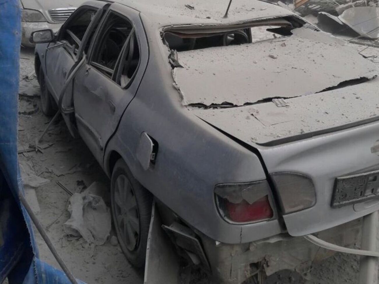 Последствия очередного авиаудара по Алеппо