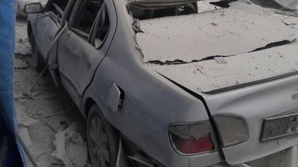 Последствия очередного авиаудара по Алеппо