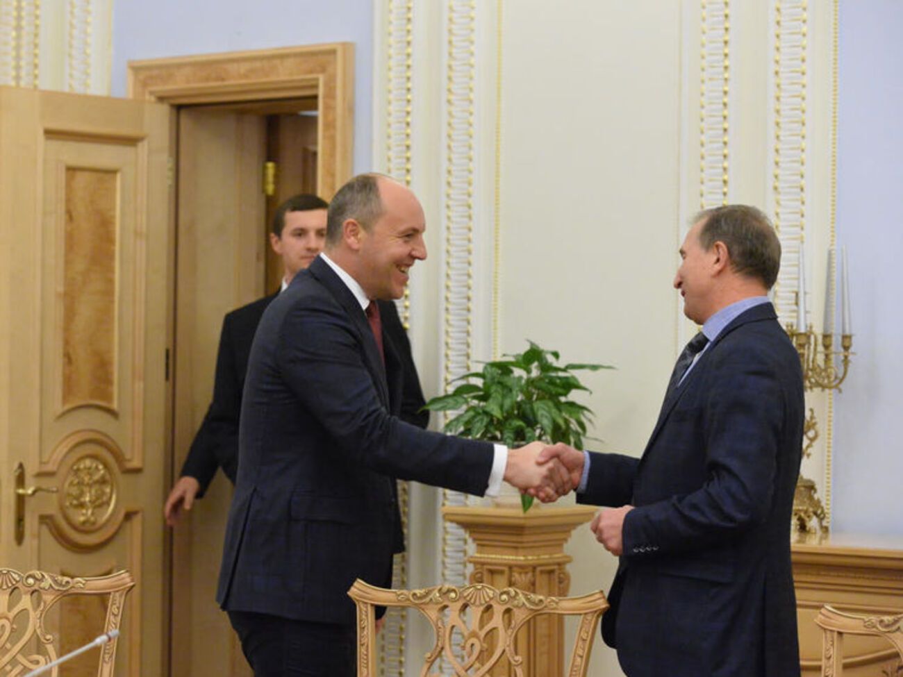 Парубий и Осовый обсудили госбюджет на 2017 год