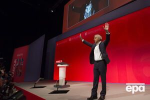 Хан: Я слышал, что один из наиболее популярных запросов с 9 ноября – "как эмигрировать"