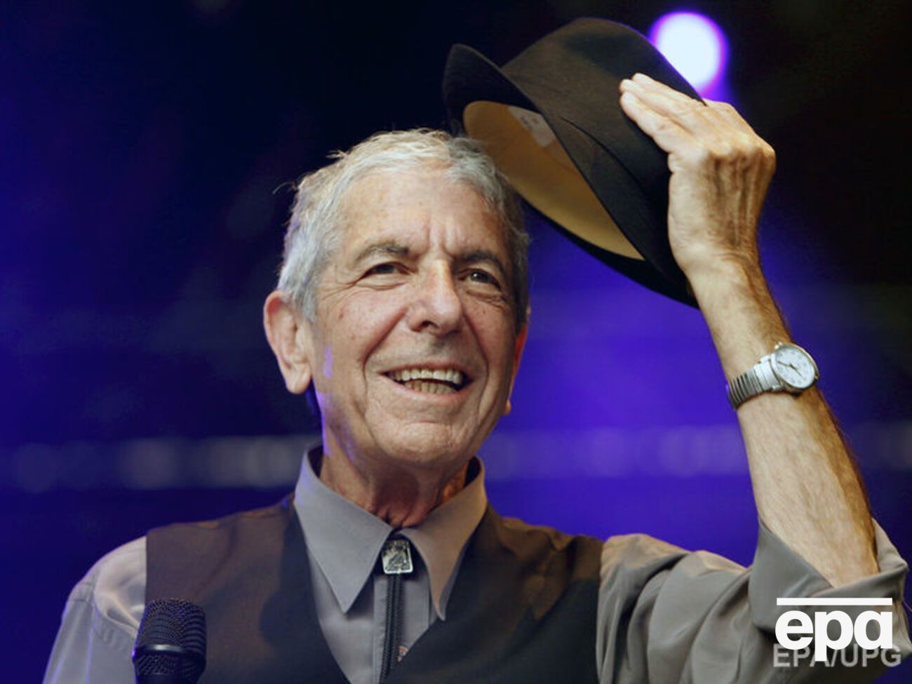 Коэн умер во сне