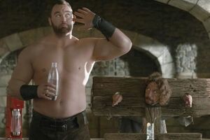 Актеры "Игры престолов" снялись в комедийной рекламе