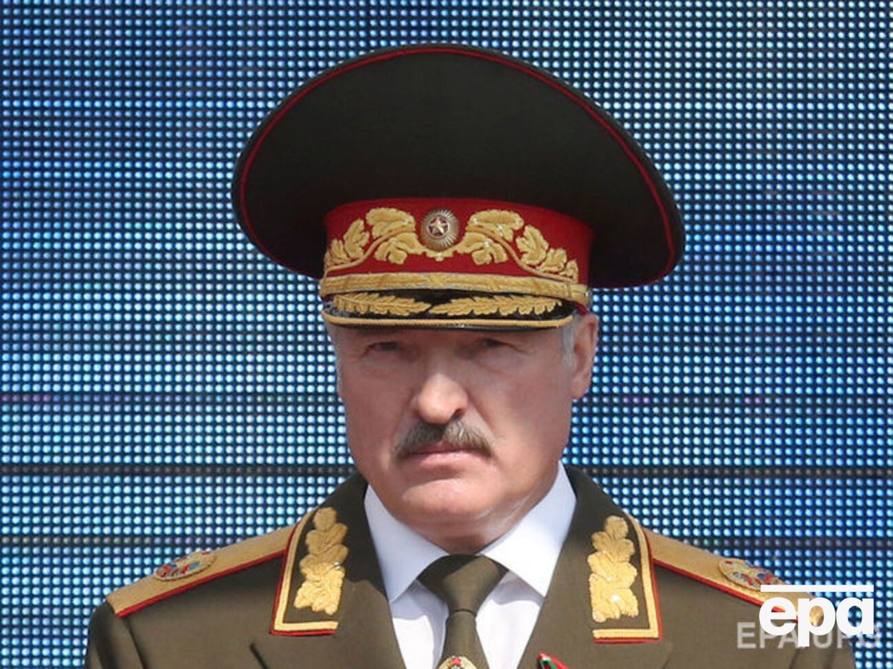 Лукашенко уверен, что России не нужен разрушенный Донбасс