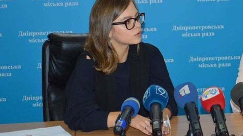 В биографической справке Деевой нет данных о работе в МВД Украины