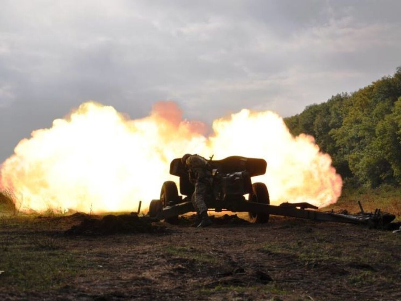Посол: Две недели назад боевики обстреляли пригород Мариуполя из ракетных систем залпового огня