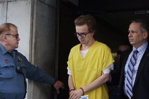 Самарин признался в паспортном мошенничестве и мошенничестве с документами по социальному страхованию
