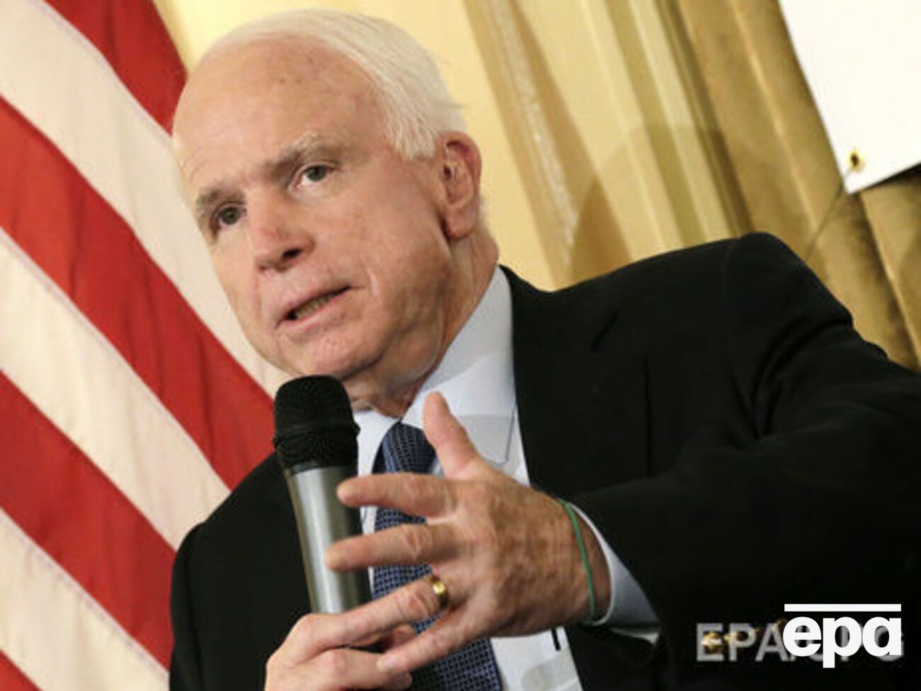 Маккейн: Если вы нарушаете права и гражданские свободы других, США привлекут вас к ответственности